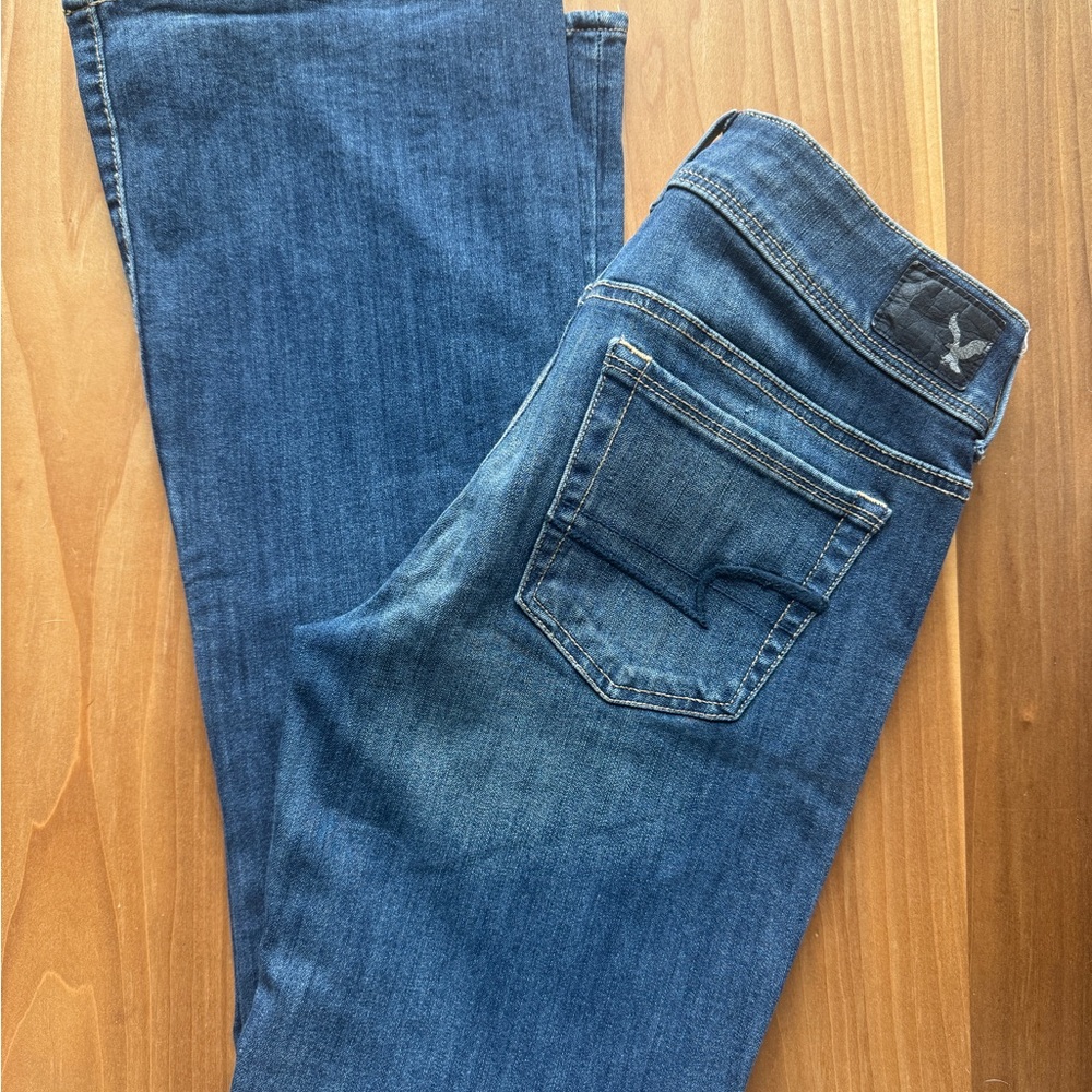 American Eagle Women's KICK BOOT Boot Cut Jeans - Medium Blue Wash 4Short